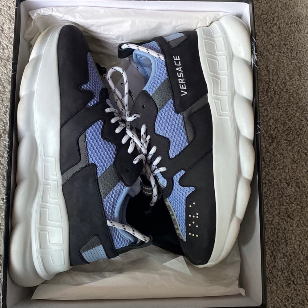 Versace Chain Reaction